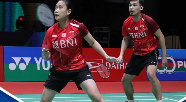 Rinov Rivaldy dan Pitha Haningtyas Badminton