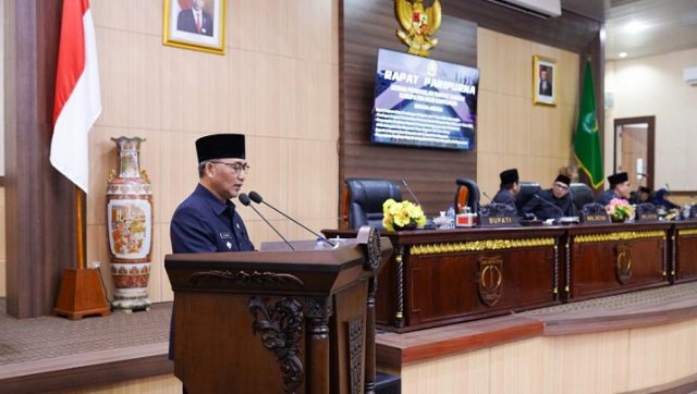 000 muba 2. OK Apriyadi Sampaikan Raperda Pertanggungjawaban APBD 2022 dan Dua Raperda Inisiatif
