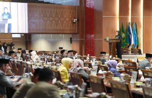Fraksi-fraksi DPRD Sumsel Sampaikan Pandangan Umum terhadap Raperda APBD Tahun Anggaran 2025