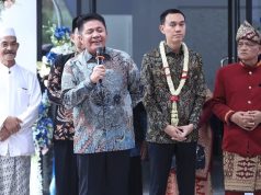 Gubernur Herman Deru Resmikan Kantor Desa Kerta Mukti Dibangun Secara Swadaya Oleh Masyarakat