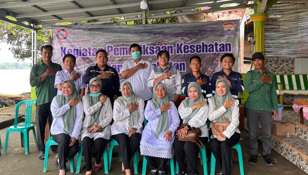 Program CSR PT RMK Energy, Warga Pulokerto Manfaatkan Layanan Pengobatan Gratis
